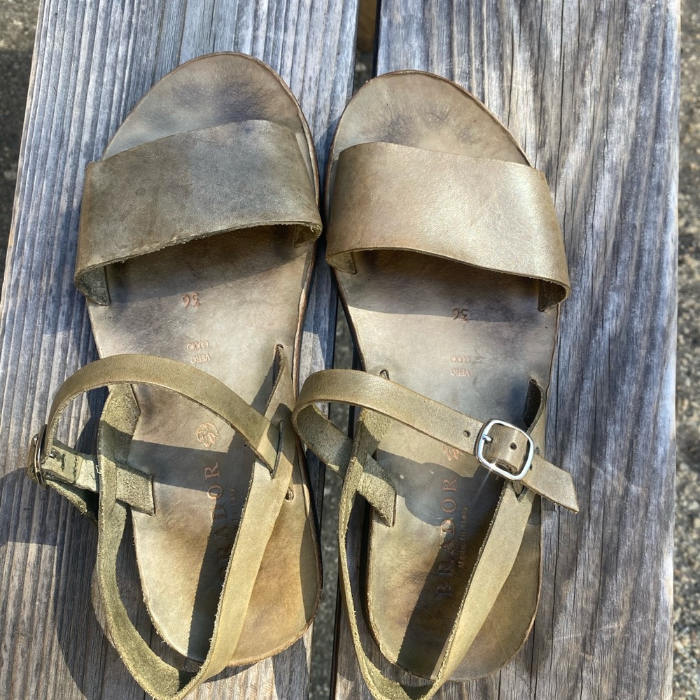 Brador Sage Green Leather Sandals – Handmade in Italy, Size 36